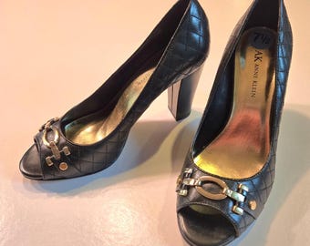 Anne Klein AK Womans High Heel Open Toe Shoe Pump "Solid Gold" Quilted Black with Gold Hardware 7-1/2M