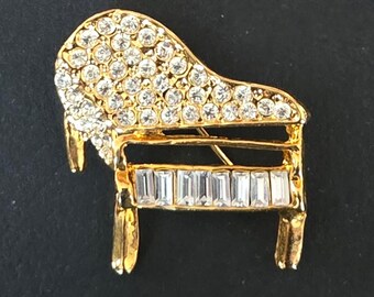 Vintage Rhinestone Gold Plated Grand Piano Brooch Pin