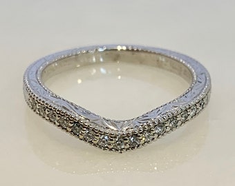 14k White Gold Curved Diamond Wedding Band - Size 5