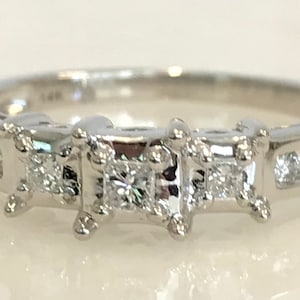 Stunning 14k White Gold Princess Cut Diamond Engagement Ring