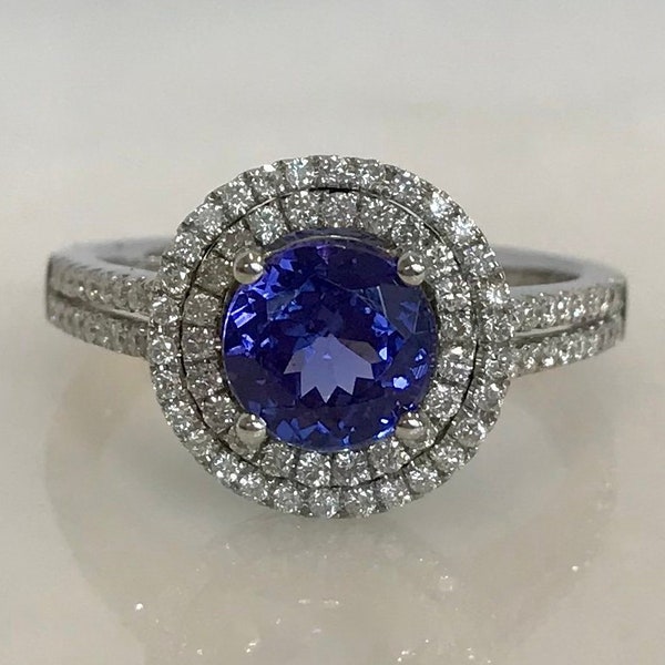 Stunning 14k White Gold Tanzanite and Diamond Ring