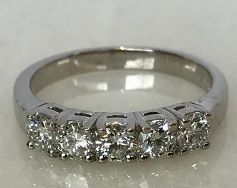 Gorgeous 14k White Gold Diamond Band 1