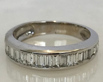 Lovely 14k White Gold Baguette Diamond Wedding Band