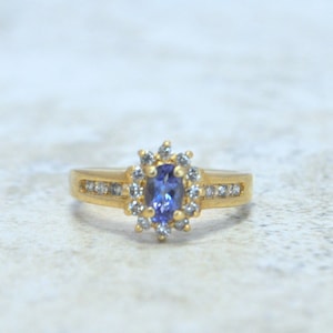 Vintage Tanzanite & Diamond 14K Gold Ring