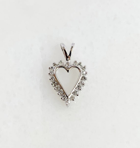 Lovely 10k White Gold Diamond Heart Pendant