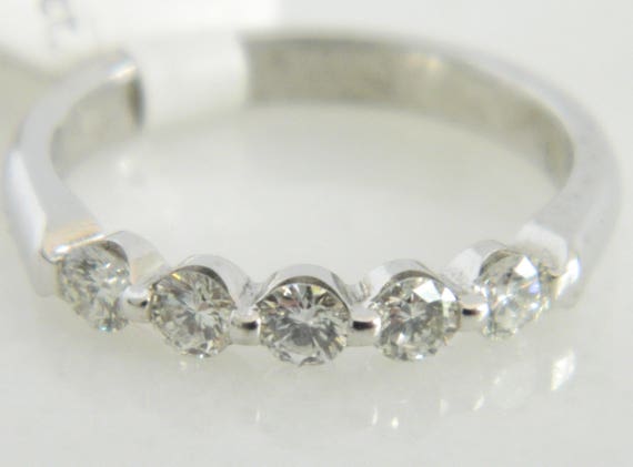 Beautiful 14K White Gold Diamond Wedding Band - image 2