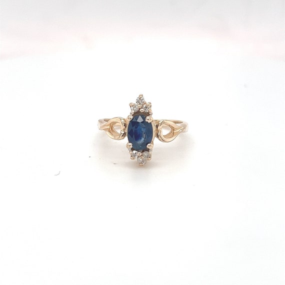 Beautiful Sapphire and Diamond ring set in 14k ye… - image 1