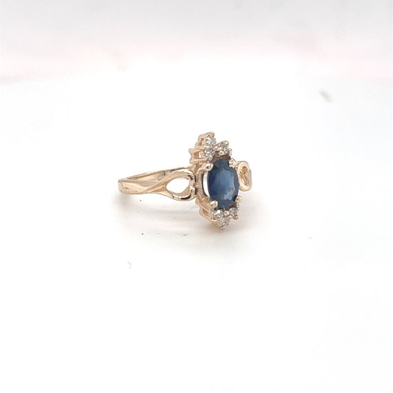 Beautiful Sapphire and Diamond ring set in 14k ye… - image 2