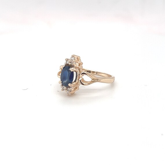 Beautiful Sapphire and Diamond ring set in 14k ye… - image 3