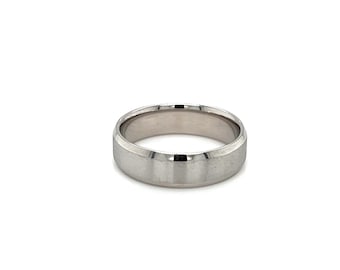 Man’s Platinum Satin finished wedding band