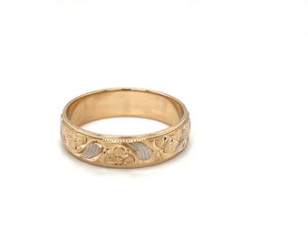 14k Fancy yellow gold wedding band