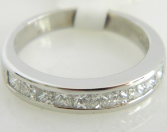 Beautiful Platinum 1.0 Carat Diamond Wedding Band