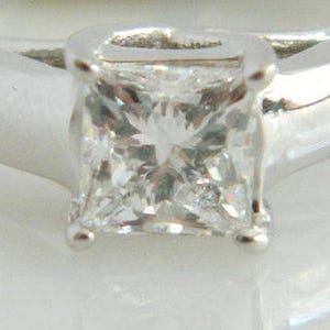 Incredible 14K Gold Princess Cut Diamond Engagement Ring