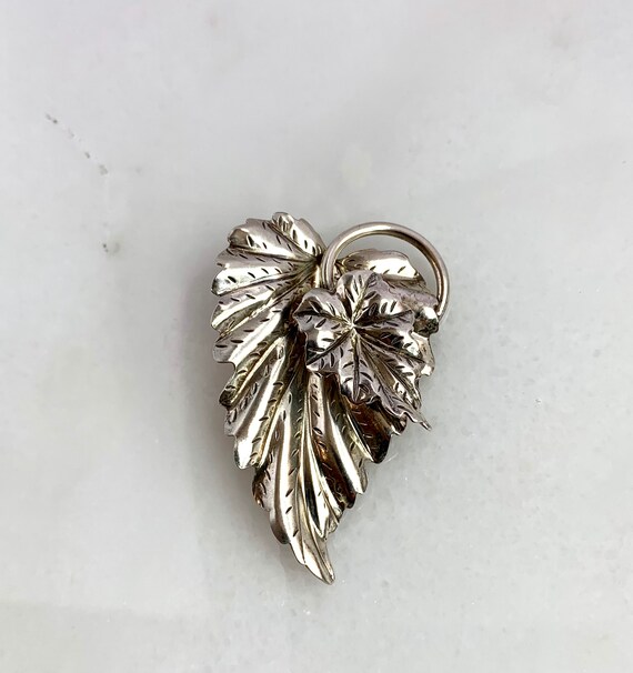 Lovely Sterling silver "Danecraft" leaf Brooch - image 3