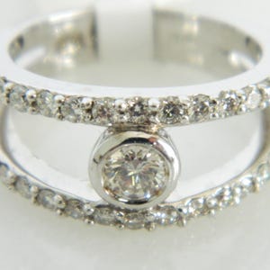 Beautiful 14K White Gold .79 Carats Diamond Ring