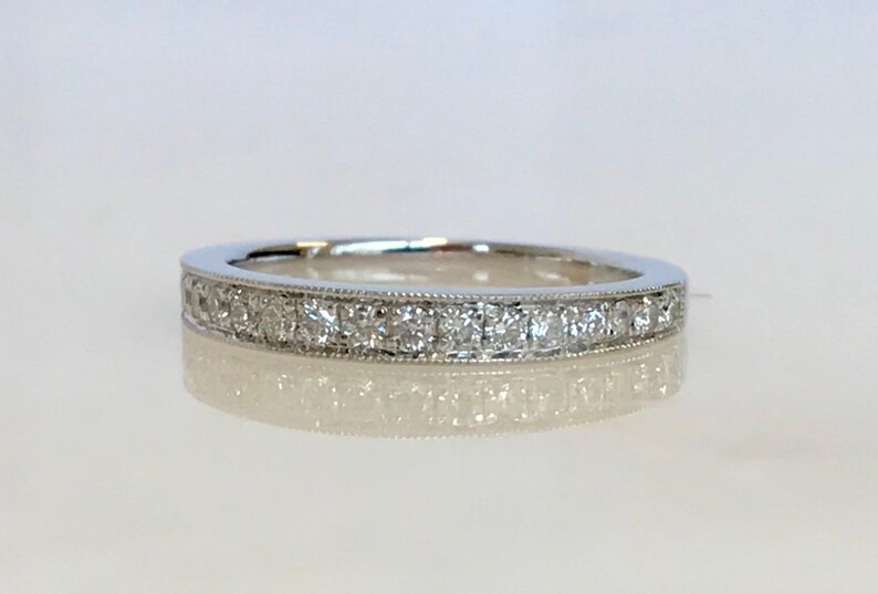Stunning 18k White Gold Diamond Band