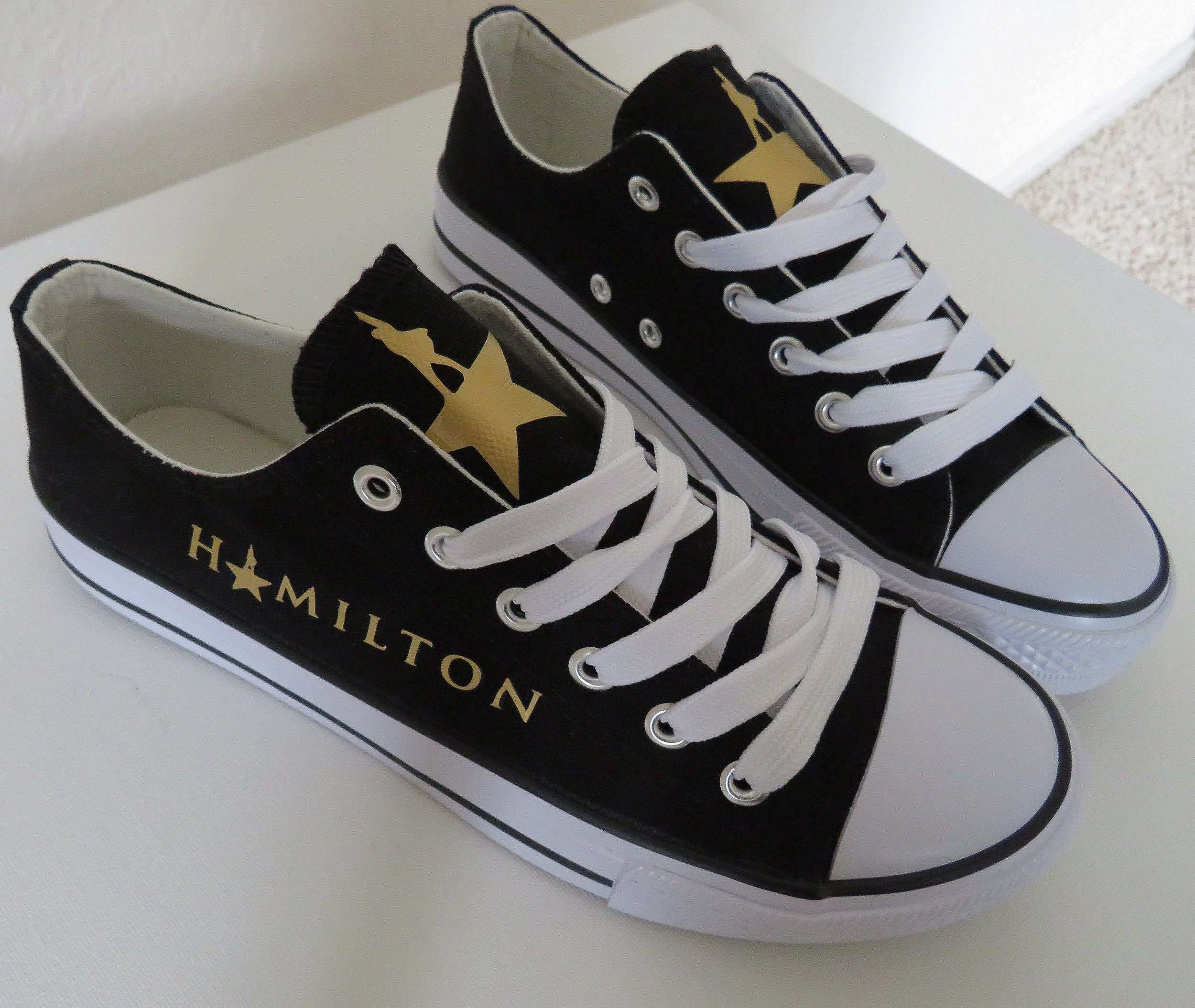number 1 shoes hamilton