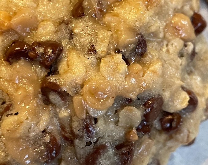 Assorted Chocolate Chip Oatmeal Cookies: Handmade, Natural