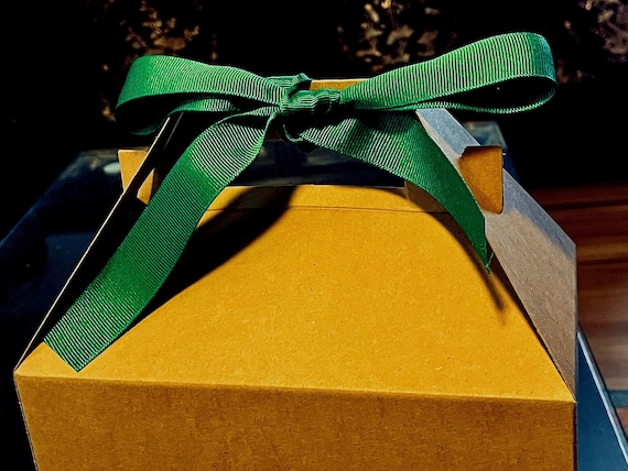 Birthday Gift Box, Spa Set for Women, Organic Self Care Spa Gift Box