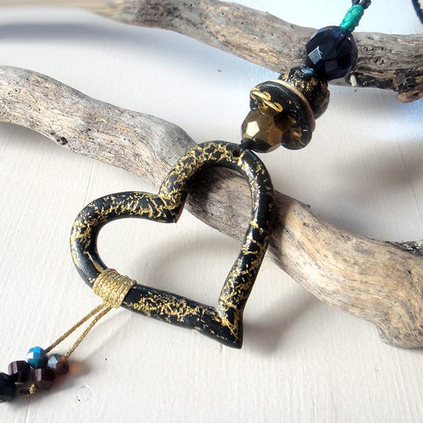 Black Heart Long Pendant. Artisan Boho Chic Ethnic. Fashion Trend. Stylish Handmade Jewelry. Gift for Her. Accessories.