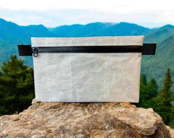 Bolsa ultraligera de Dyneema de 8"x5" blanca, cremallera negra, cartera de senderismo, Dyneema 2.92 oz