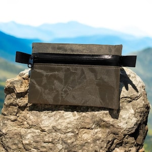 Ultralight wallet, mini Card holder, white   dyneema pouch  Olive green   YKK water resistant Zipper  2.92oz, Dyneema wallet