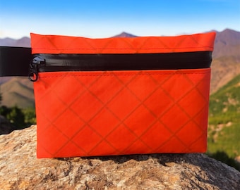 Cartera Trail Pouch hecha a mano: ultraligera e impermeable / Ecopak™ EPX200 / Cremallera YKK Aquaguard / 8,9 x 11,4 cm