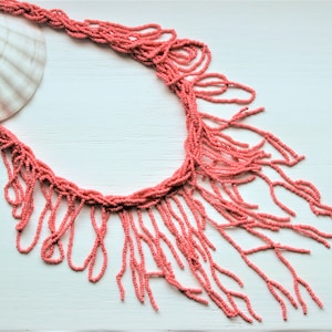 Coral Seaweed Beaded Neklace