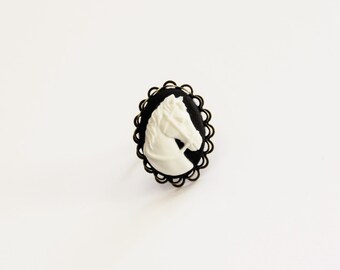 White Horse Black Cameo Ring