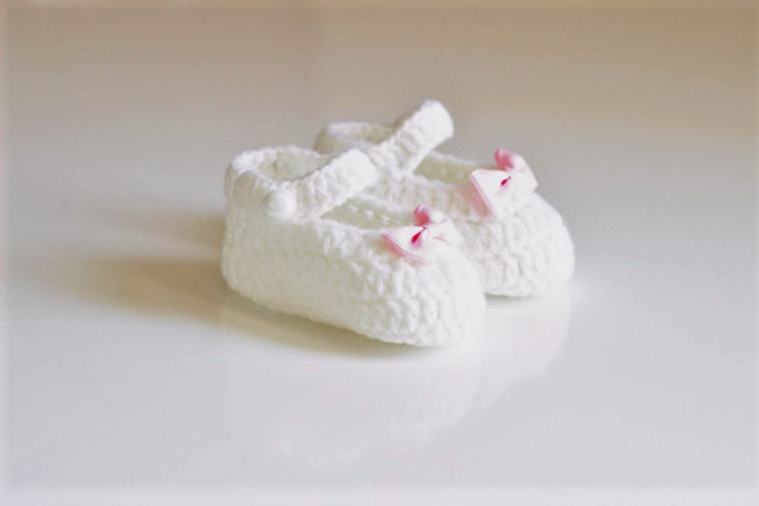 White Baby Crochet Shoes - Etsy