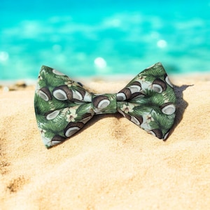 Coconut bow tie,tropical Bow Tie, Men&#39;s Bow tie, boy&#39;s bow tie, bow tie for dog, novelty bow tie, funny bow tie, gift for him, USA