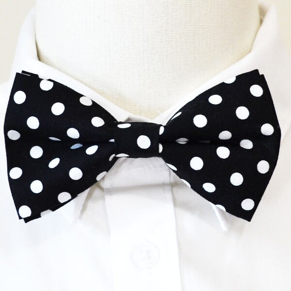 Mens White With Black Small Polka Dot Patterned Bow Ties