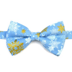 Christmas Bow tie/Christmas outfit/Gold Snow flakes Bow Tie, Boy bow tie, baby bow tie, adult bow tie, men&#39;s bow tie, X-mas/Christmas gift/