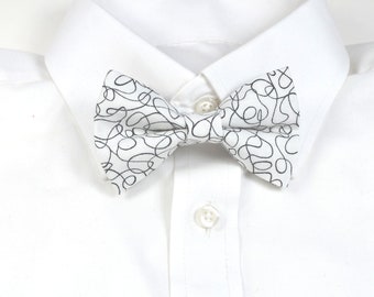 White bow tie for boys White and black scribbles White bowtie for Men's  Toddler bowtie Wedding Tie Groomsmen Ringbearer's bowtie Dog Bowtie