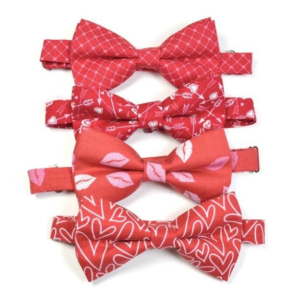 Valentine's Day BowTie/Black Heart/Red heart bow tie/kids bowtie/valentines bowtie/Dog/Groomsmen/Wedding tie/Gift For Him/valentines bowtie