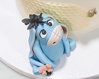 Osioł inspirowany Kubusiem Puchatkiem, tort urodzinowy lub ozdoba na tort na baby shower
