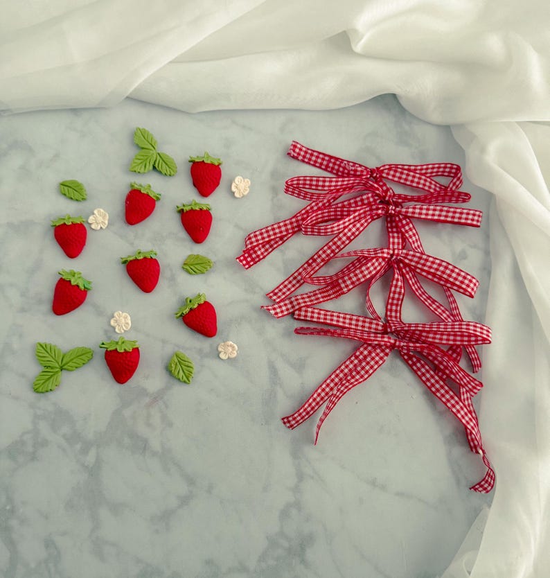Strawberry Cake Decorating Kit Berry 1st Birthday Berry Sweet Cake ...