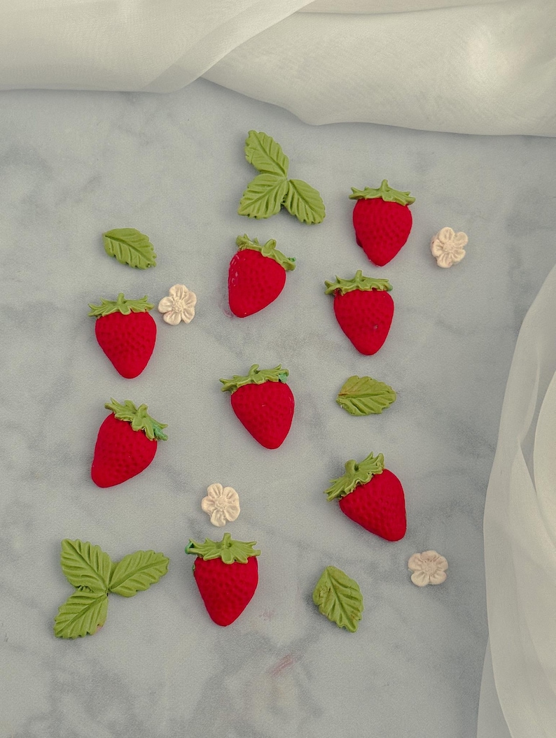 Strawberry Cake Decorating Kit Berry 1st Birthday Berry Sweet Cake ...