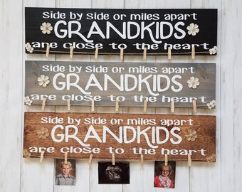 Grandchildren Sign, Grandparents Sign, Christmas gift for mom from daughter, Photo hanger, Great Grandma Gift