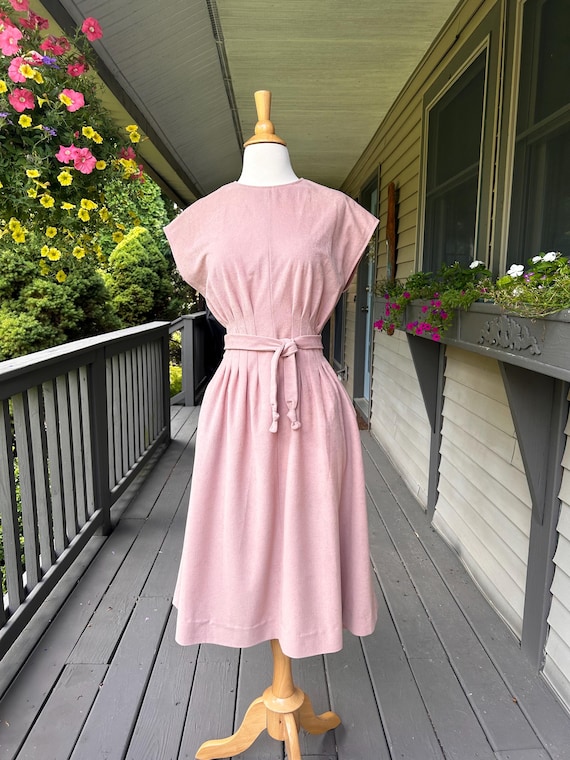 Vintage Mauve Midi-Dress w/Pockets - Size S/M Vintage Mauve Midi-Dress w/Pockets - Size S/M