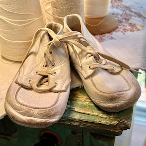 Vintage Baby Shoes, White, Antique Kids Shoes, Doll Making Supplies