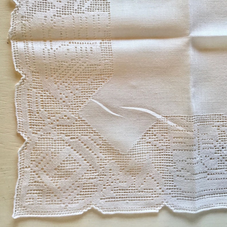 Antique Linen Handkerchief with Cutwork Edge, Vintage Lace Linens image 5