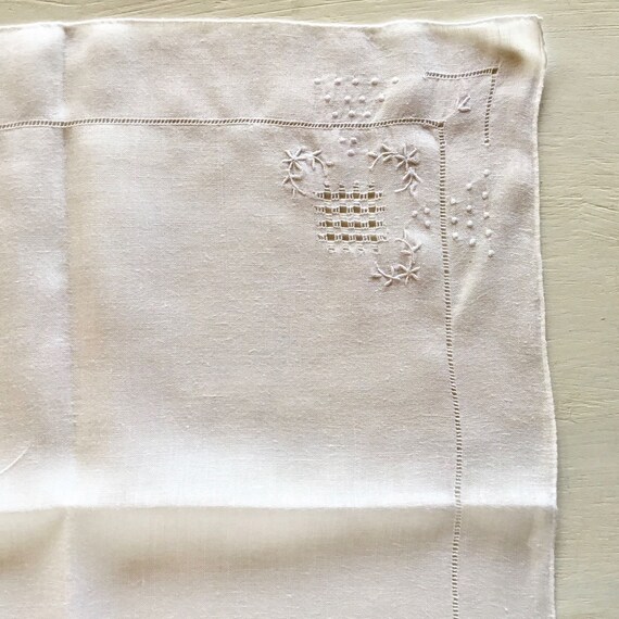 Lovely Antique White Linen Handkerchief with Embr… - image 4