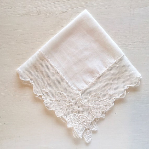 Antique Linen and Tulle Lace Handkerchief, Leaf D… - image 1