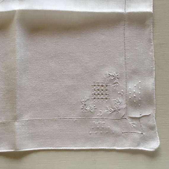 Lovely Antique White Linen Handkerchief with Embr… - image 5