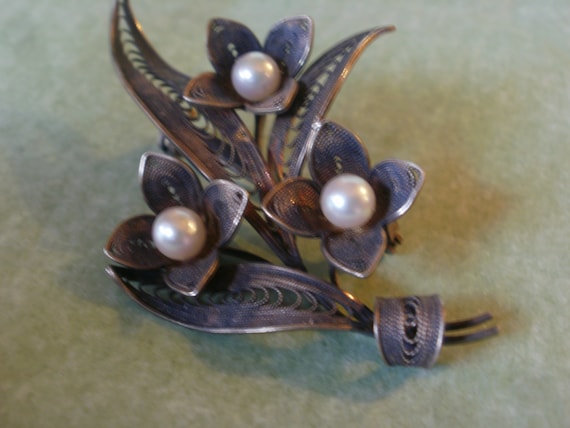 Vintage Japanese Sterling Cultured Pearl Brooch - image 2