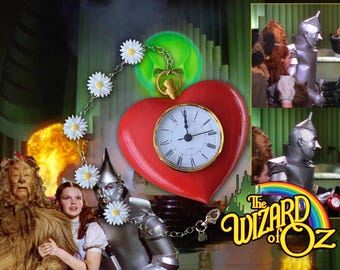 Wizard of Oz Tin Man&#39;s Deluxe Testimonial Heart ART-Prop with a real working clock
