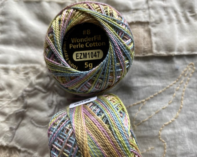 Wonderfil Perle 8 variegated EZM1047