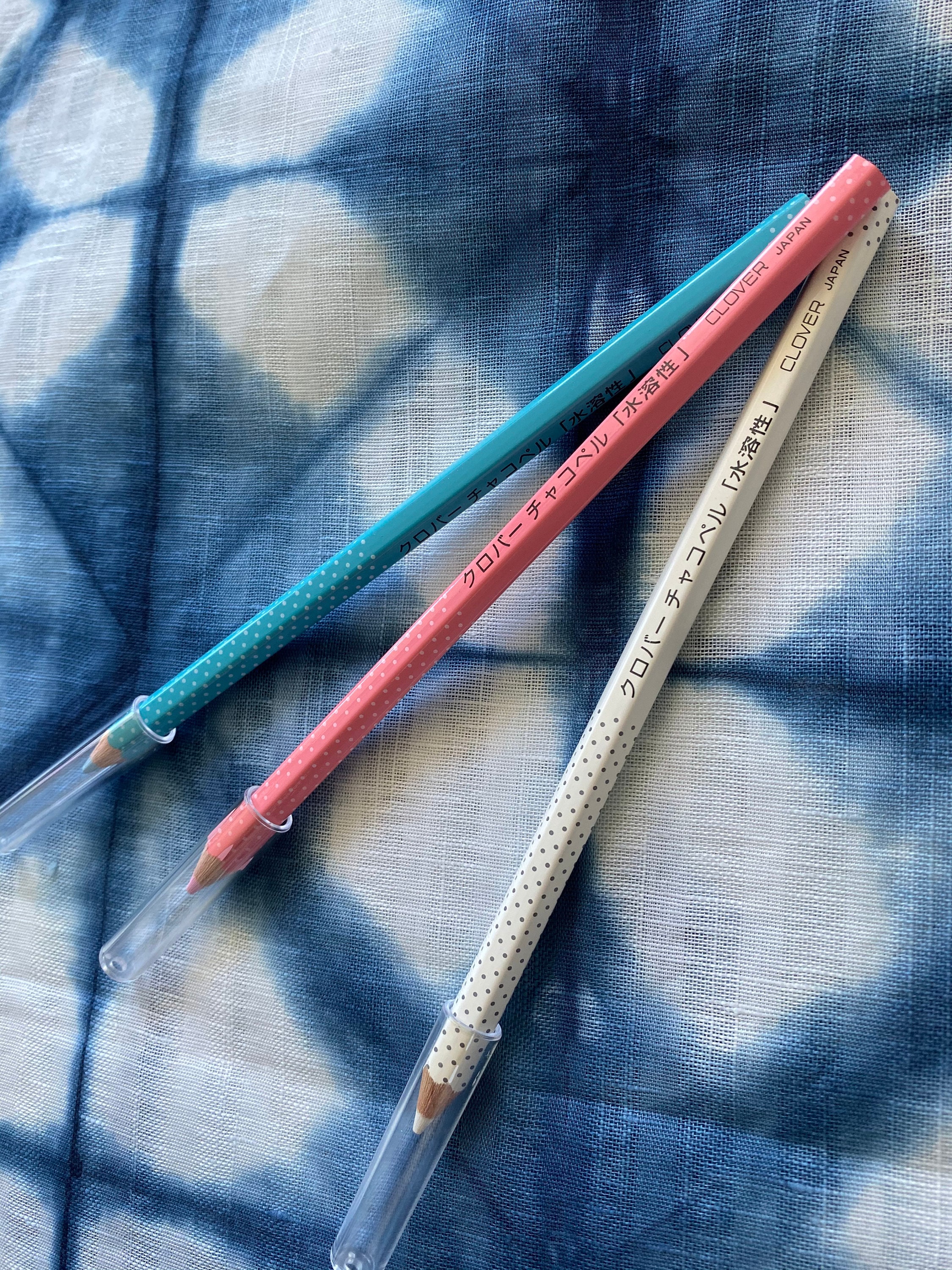 Dritz Tailor's Chalk Pencil with Three Colors of Chalk