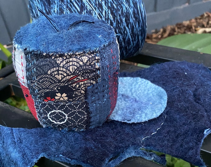 Little Otto Boro style Pincushion Kit